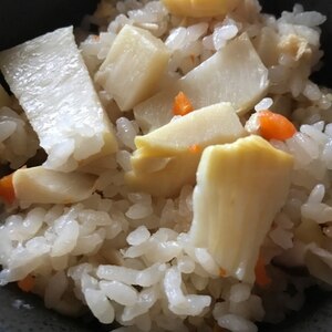 シンプル♪たけのこご飯( ¨̮ )